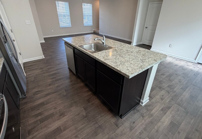 Building Photo - 61 Filbert Dr