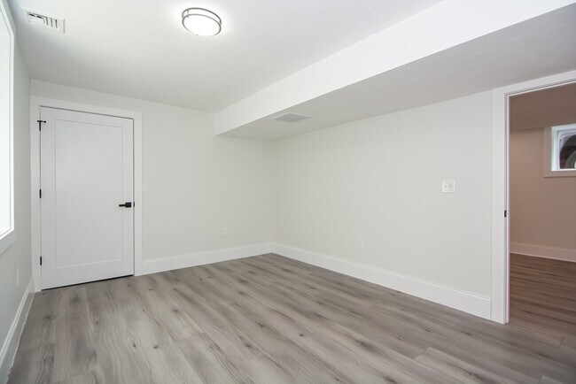 Building Photo - 59 Garrison Ave