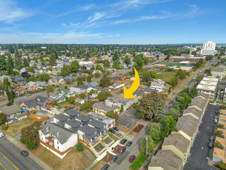 Building Photo - 2412 S I St