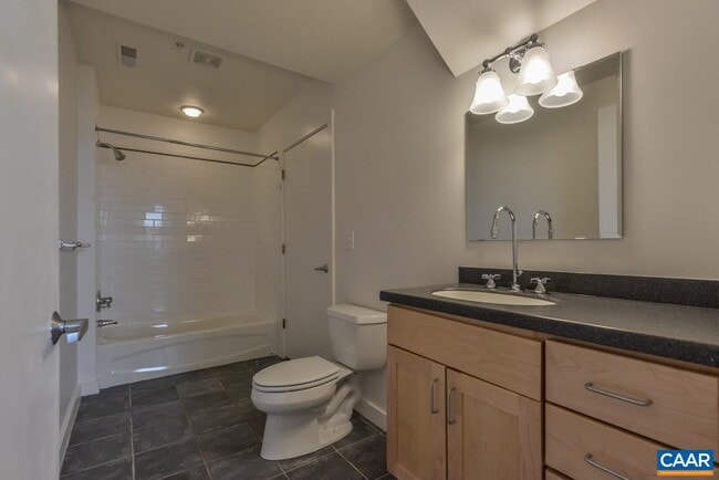 Building Photo - 200 Douglas Ave