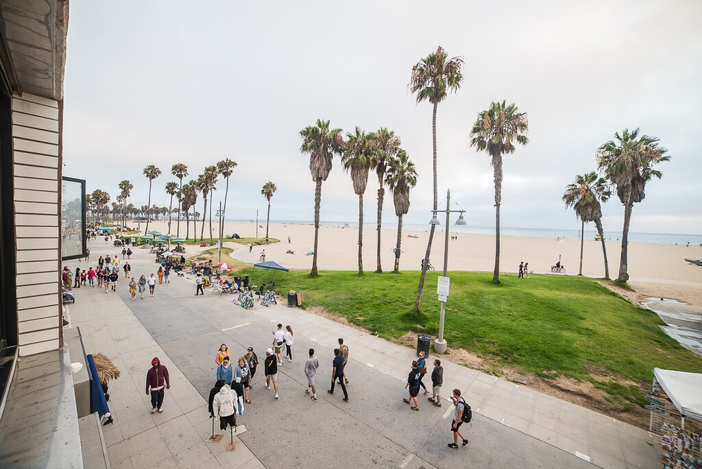 Building Photo - 8 Brooks Ave