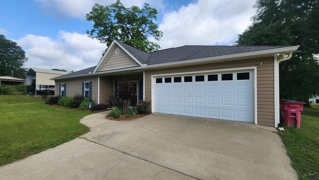 Building Photo - 4651 Griffin Dr