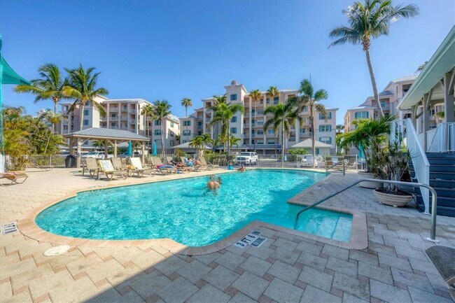 Building Photo - 13513 Gasparilla Rd