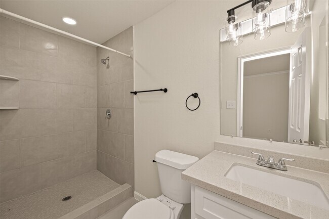 Building Photo - 25409 Pebble Dr