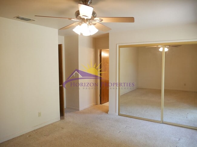 Building Photo - 3 Bed 2.5 Bath 1,766 sqft Fair Oaks Home