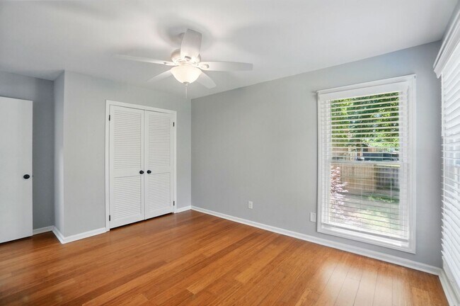 Building Photo - Renovated Gem in Gastonia with Walkout Bas...