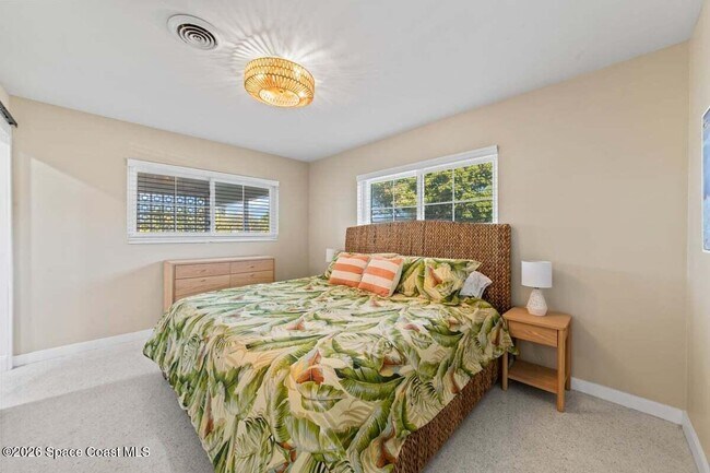 Building Photo - 231 Fifth Ave