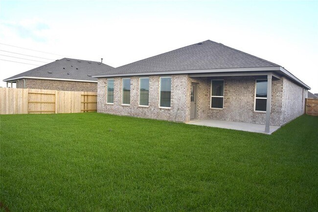 Building Photo - 10606 Summers Wy