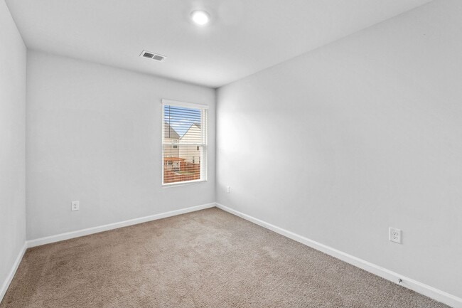 Building Photo - 4343 Newland St