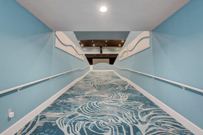 Building Photo - 224 Capri E