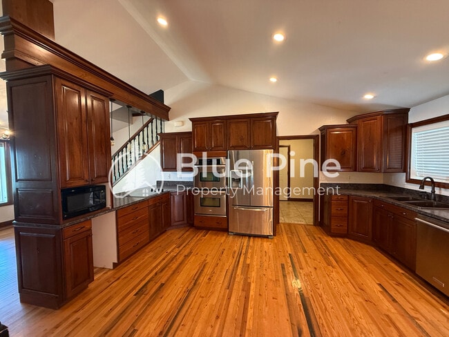 Building Photo - 3834 E 446 N
