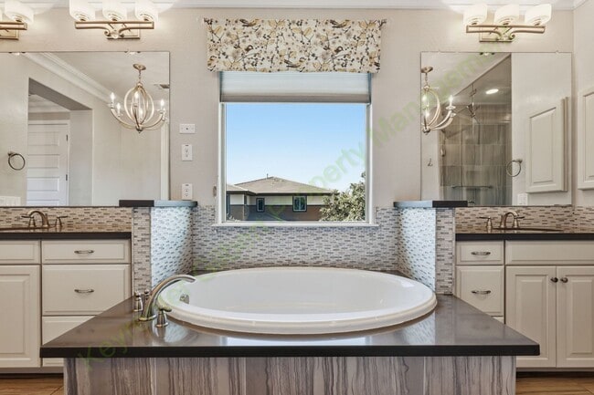 Building Photo - Stunning Gilbert Home in Morrison Ranch – Modern Living in a Prime Location!