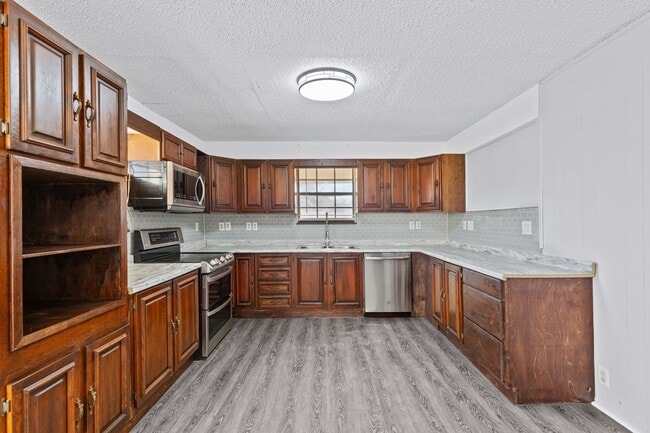 Building Photo - Blissful in Burleson ISD