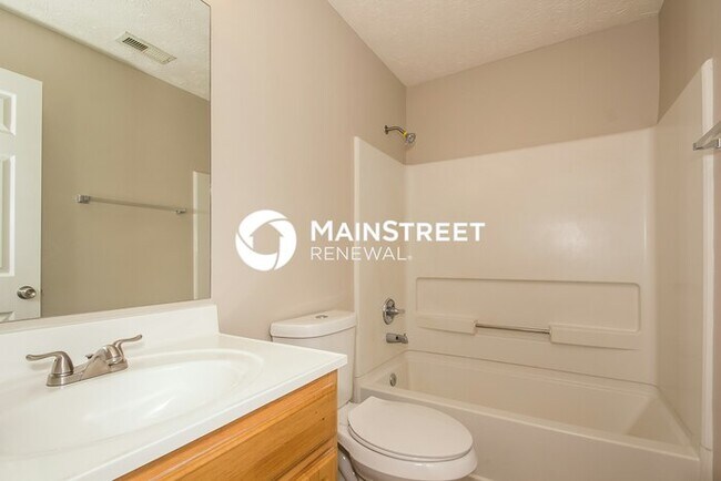 Building Photo - 3 Bedroom Pet-Friendly Home in Union City,...