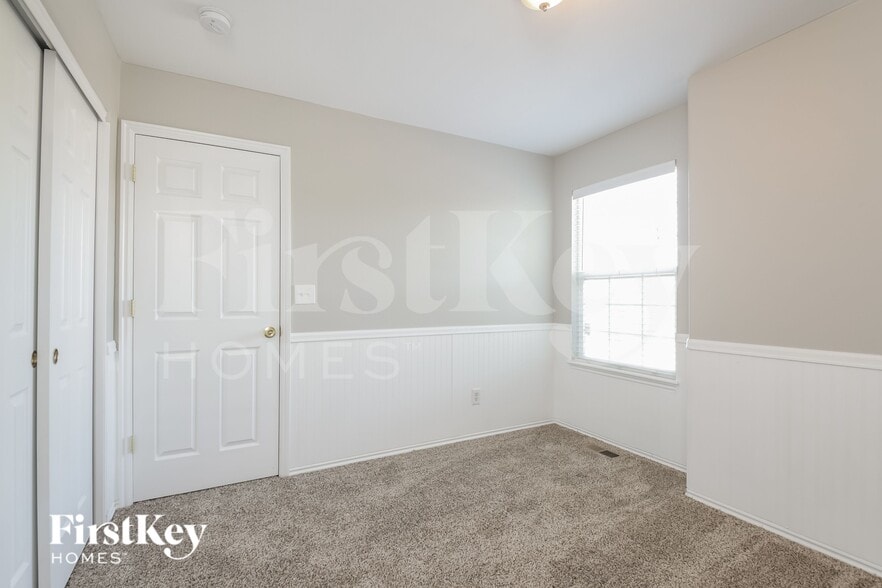 Building Photo - 2839 E 118th Cir