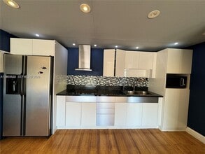 Building Photo - 4350 NW 79th Ave