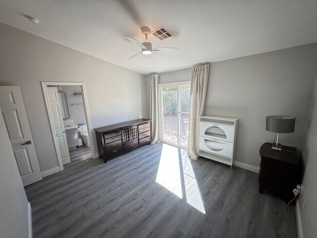 Building Photo - Fully Remodeled 3-Bedroom Home in 89144