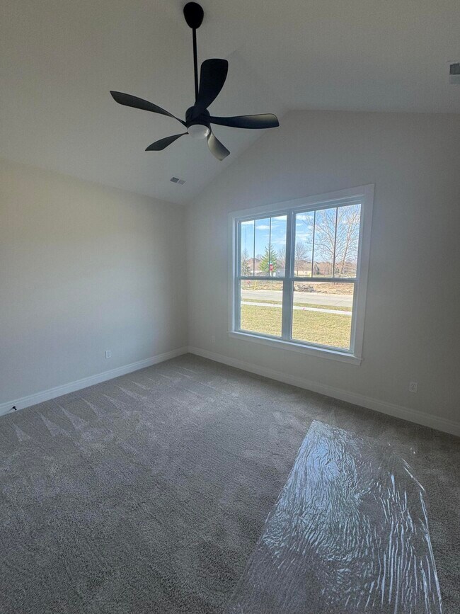 Building Photo - 5316 Buttercup Dr