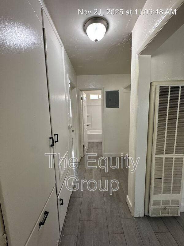 Building Photo - 340 S Blackstone St