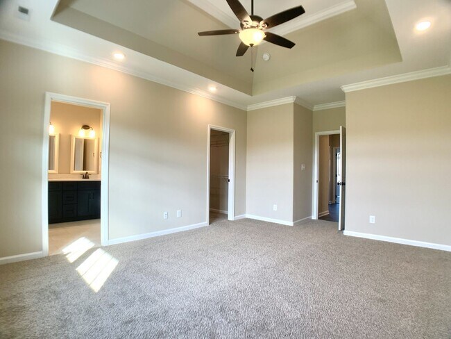 Building Photo - 732 Boreal Wy