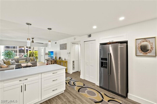 Building Photo - 1417 Chesapeake Ave