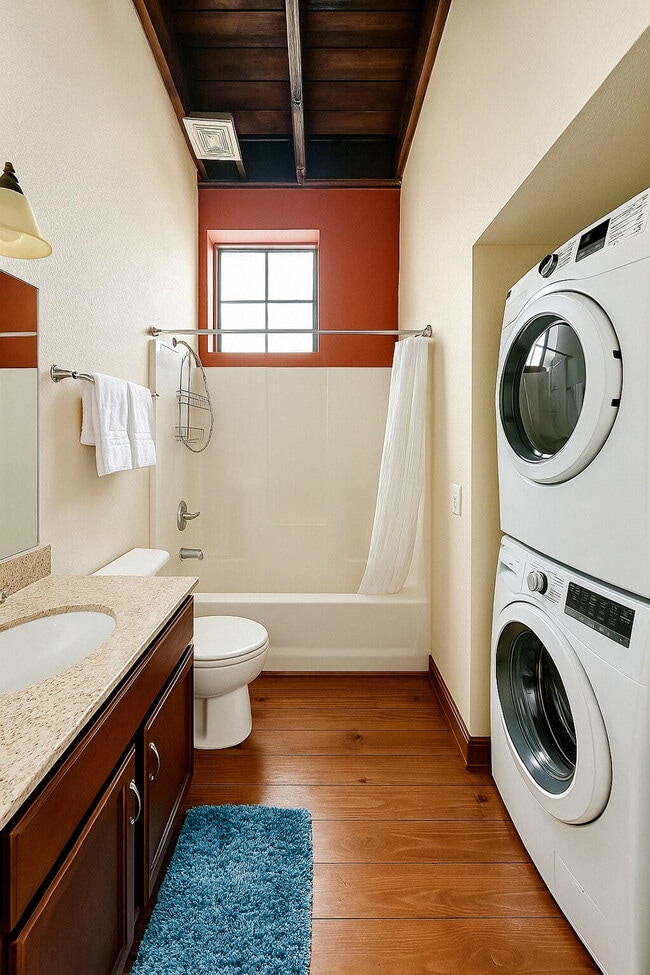 Building Photo - 521 N Jefferson Ave