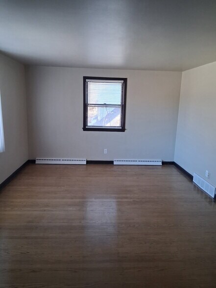 Building Photo - 5733 W Birch Ave