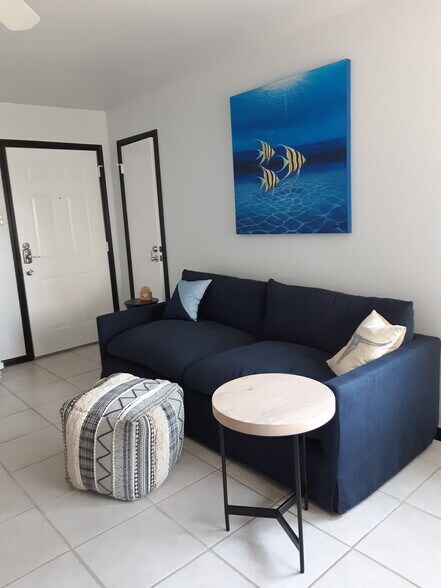 Living area - 15421 Seamount Cay Ct