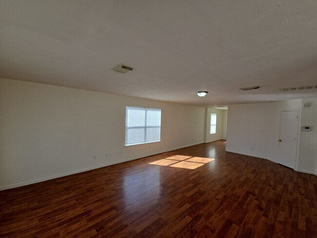 Building Photo - 21802 Westfield Ridge Dr