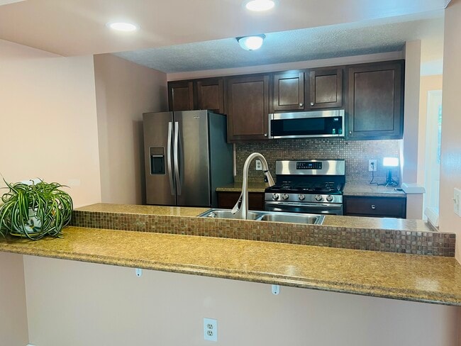 Building Photo - 9672 E Idlewood Dr