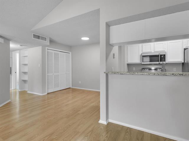 Building Photo - 3244 Donnelly Cir