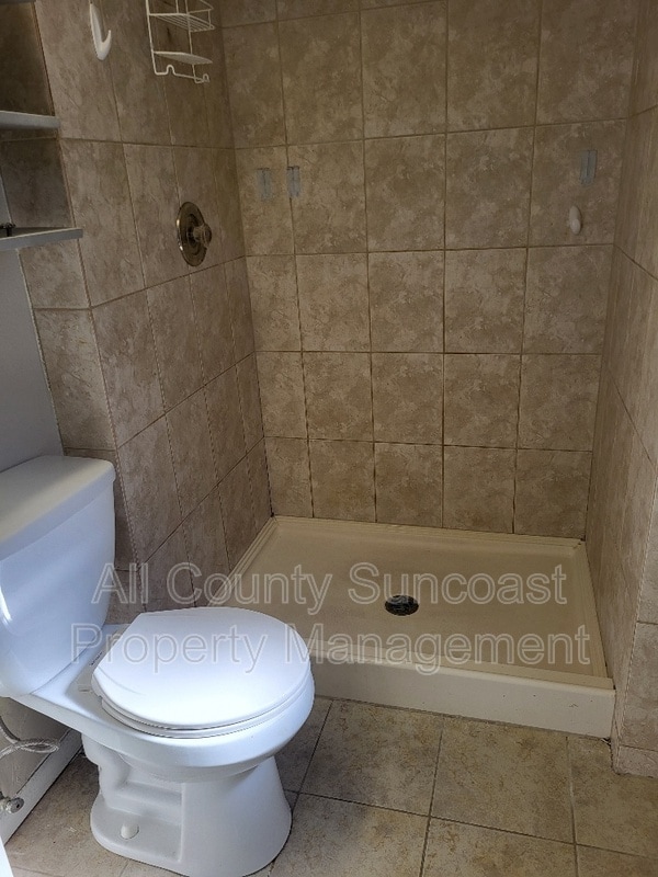 Building Photo - 512 E Curlew Pl