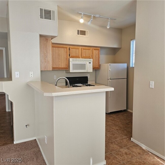 Building Photo - 9050 W Warm Springs Rd