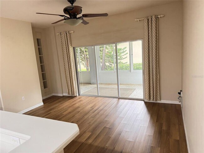 Building Photo - 275 Rock Springs Dr