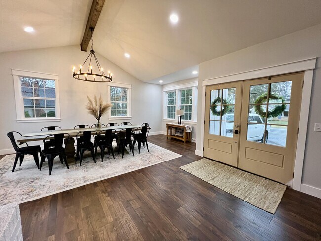 Building Photo - 2609 Old Spartanburg Rd