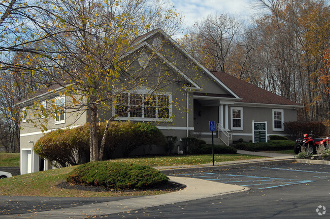 Building Photo - Stone Hill Apartments