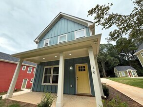 Building Photo - Available August 2026!