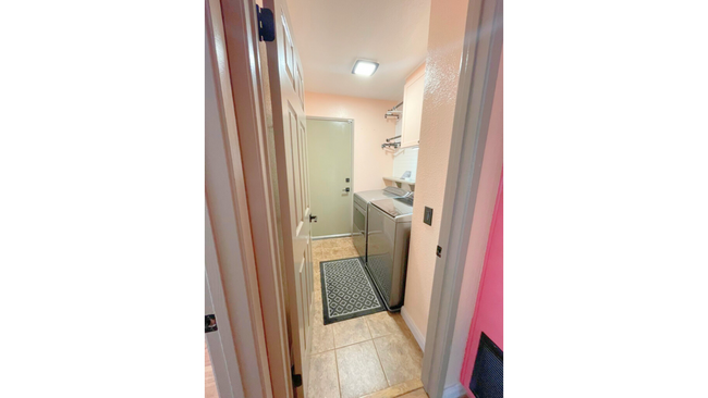 Building Photo - Single-Level Temecula Retreat | 4 Beds, 2 ...