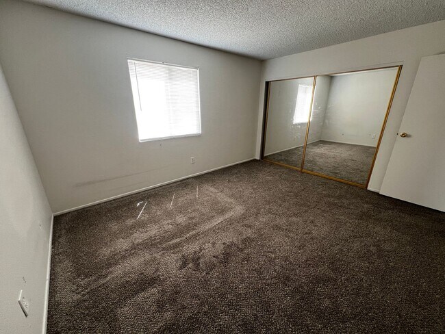 Building Photo - 73774 Cactus Dr