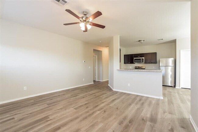 Building Photo - 5713 Gadwall Rd