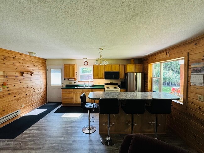 Building Photo - 6240 Truckey Rd