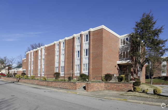Building Photo - Stant Hall