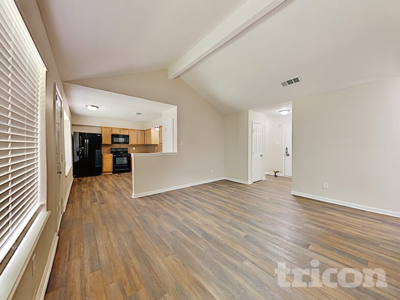 Building Photo - 12211 Haroldson Forest Dr