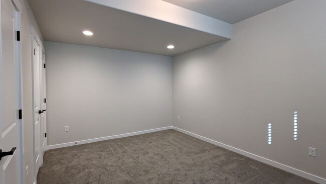 Building Photo - 8260 Nat Love Dr