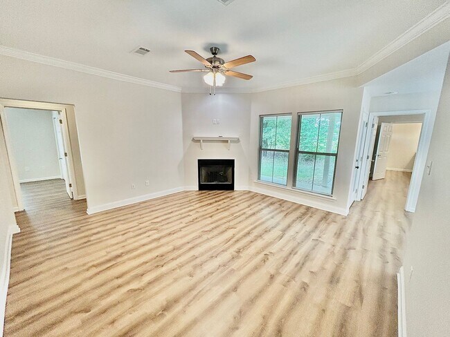 Building Photo - Beautiful New Construction Home in St. Gab...