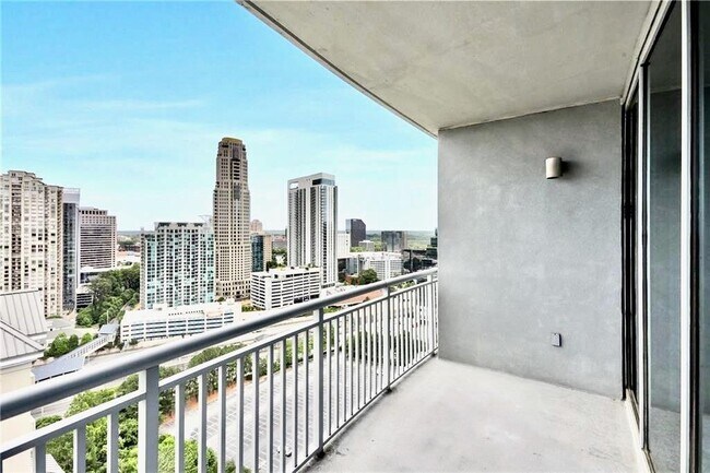 Building Photo - 3338 Peachtree Rd NE