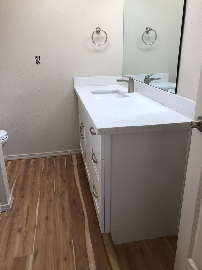 Building Photo - New Construction. Brand New large 2 bedroo...