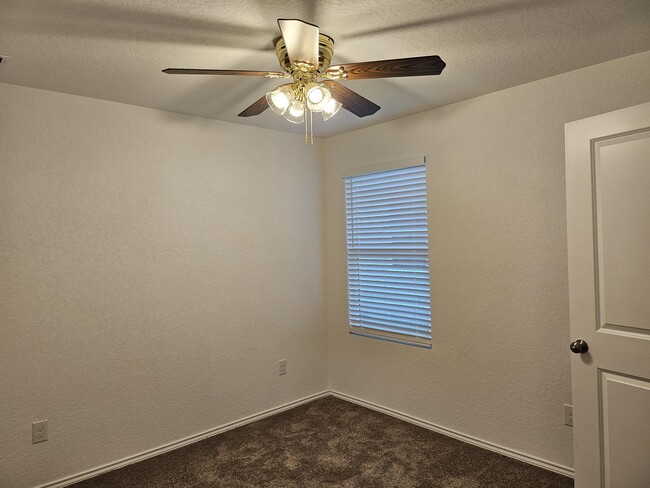 Building Photo - 5911 Coahulia Rdg