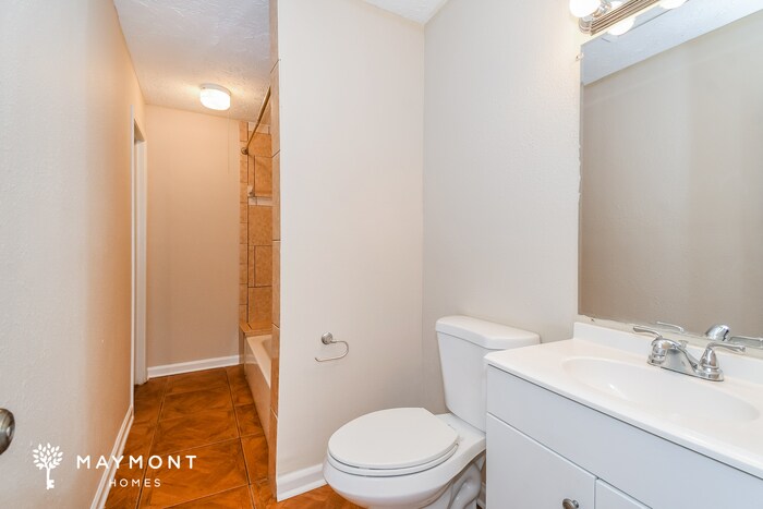 Building Photo - 11042 Bacall Rd W