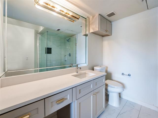 Building Photo - 14800 Enterprise Dr